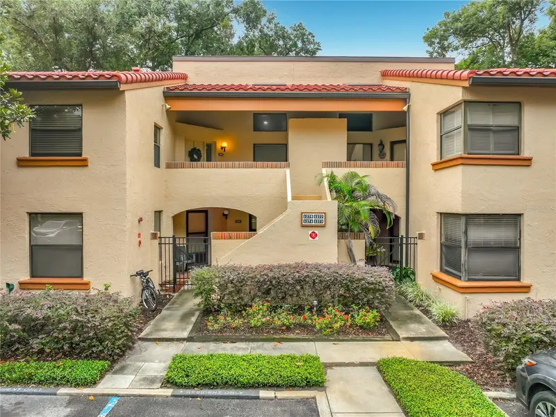 Colonialtown listing