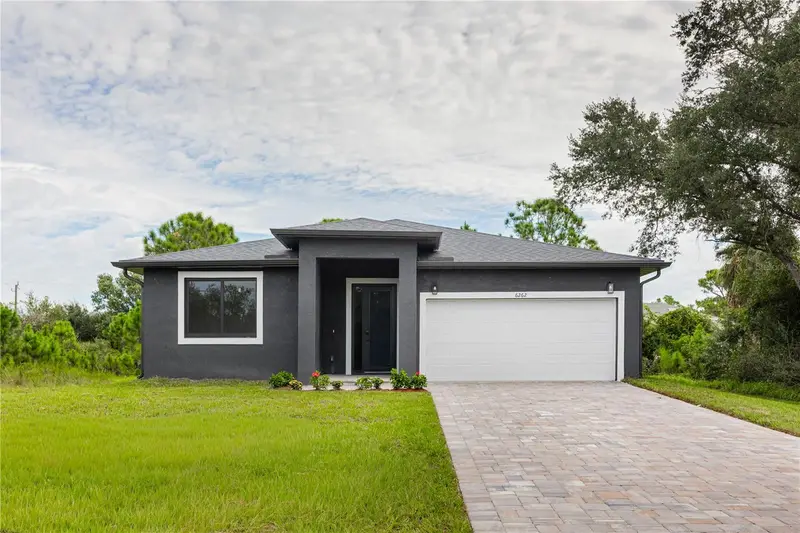 6262 Skyview Dr, FL