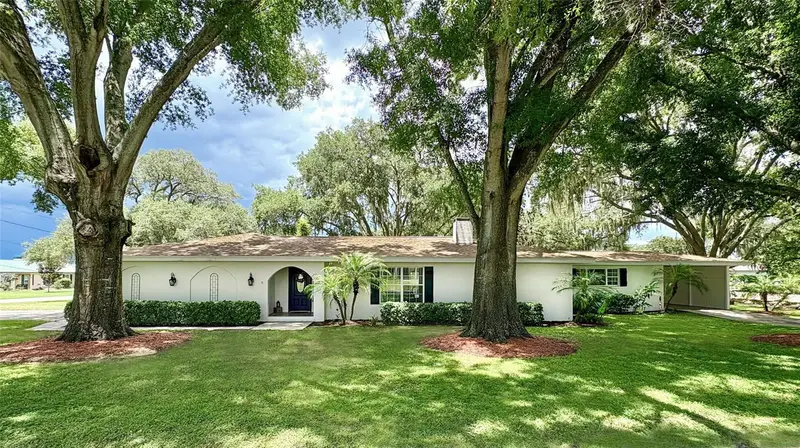 10 W Lake Hamilton Cir, FL