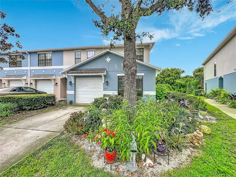 6210 Windsor Lake Cir, FL
