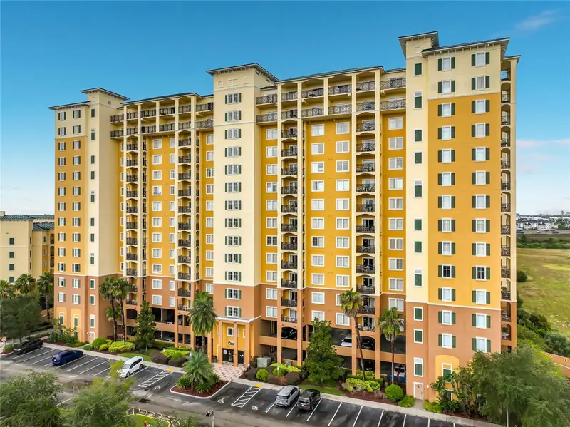 8101 Resort Village Dr #31204, FL