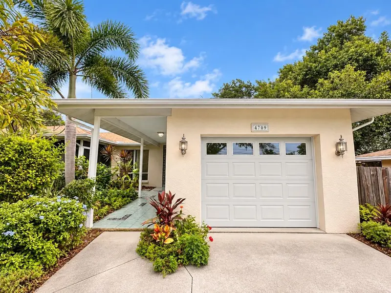 4709 Brooksdale Dr, FL