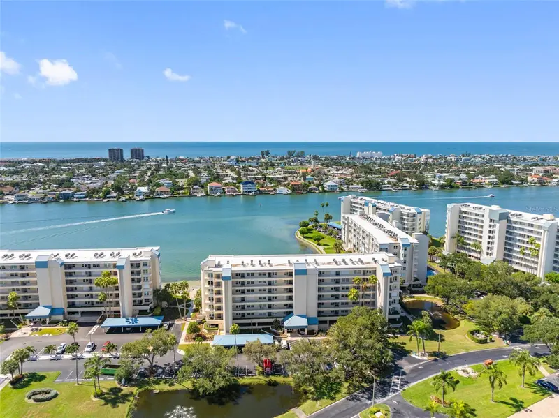 7902 Sailboat Key Blvd S #407, FL