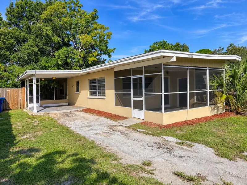 10722 53rd Ave N, FL