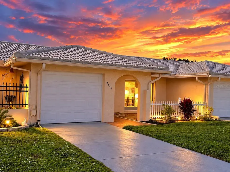 Springwood Villas pending