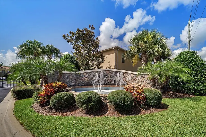 3853 Gliding, FL
