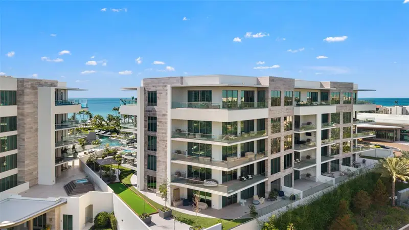 1591 Gulf Of Mexico Dr #512, FL