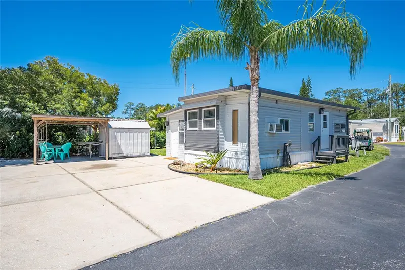 1379 Mainsail Ln, FL