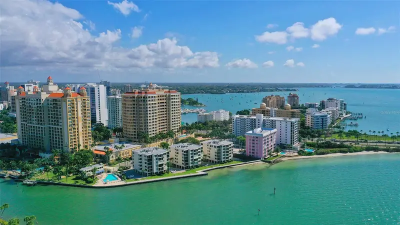99 Sunset Dr #401, FL