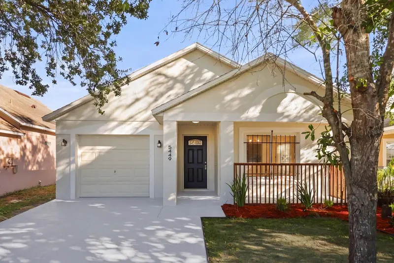 5449 Wood Crossing St, FL