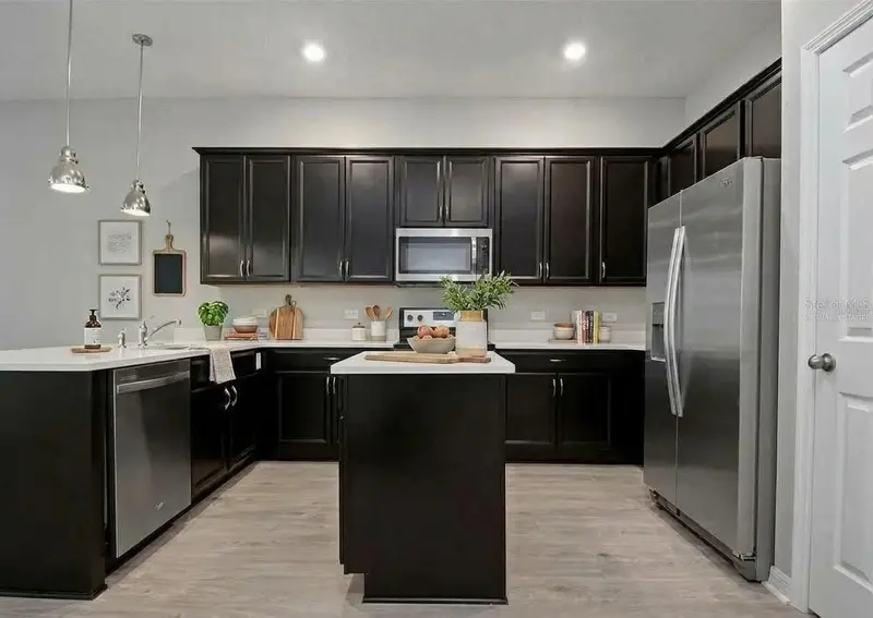 8576 Powder Ridge Trl, FL