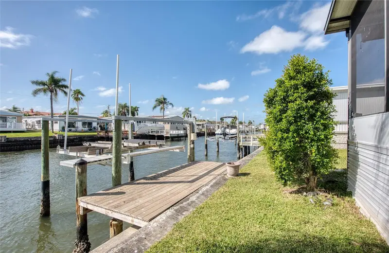 18675 Us Highway 19 N #225, FL