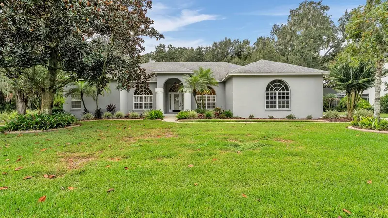 7265 Millbrook Oaks Dr, FL