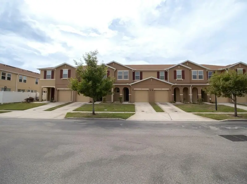 5159 Adelaide Dr, FL