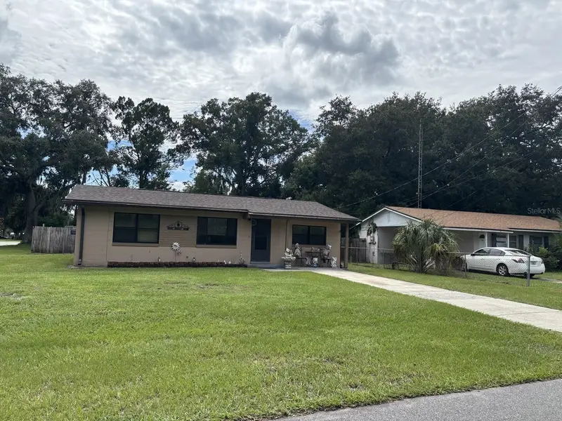 1701 W 2nd St, FL