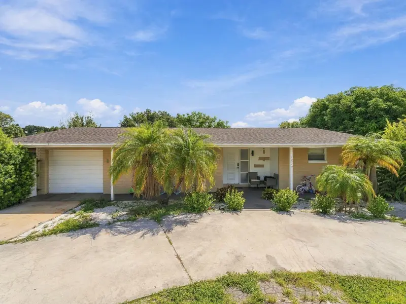 Bayou Manor listing