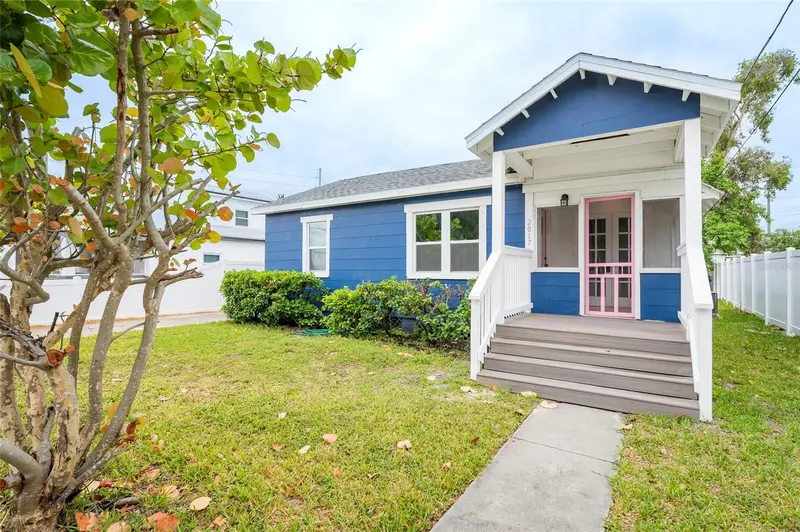 2017 Oceanview Pl, FL