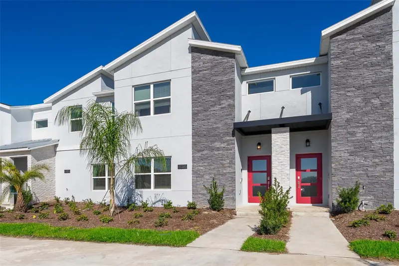 Storey Lake listing