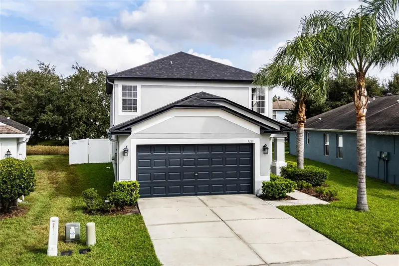 3323 Whitley Bay Ct, FL
