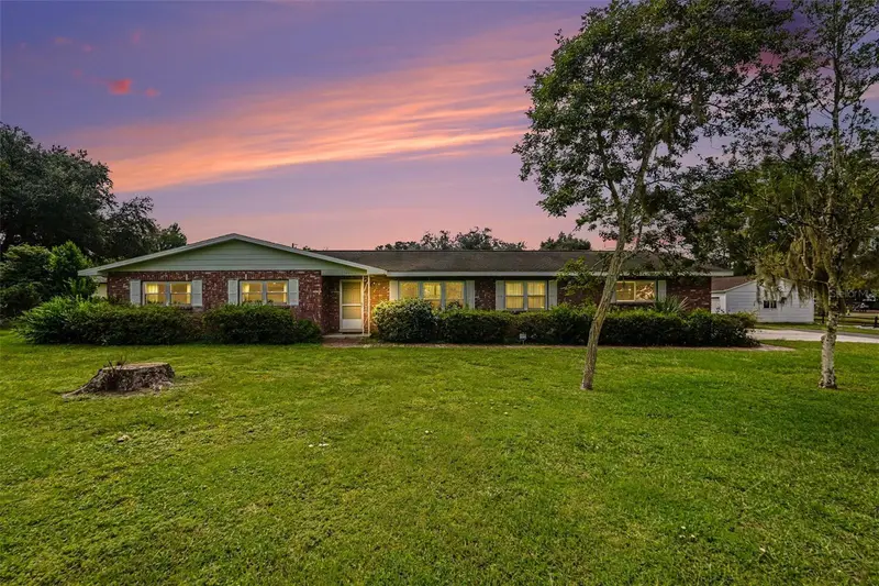 Zephyrhills Colony Co, Zephyrhills listing
