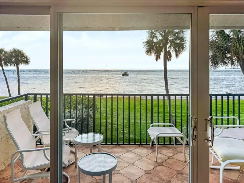 4660 Ocean Blvd #U2, FL
