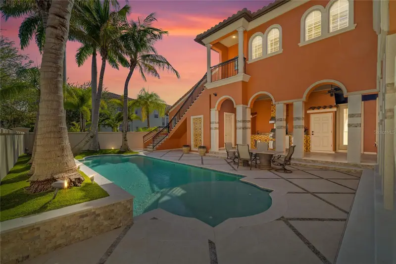 4912 Yacht Club, FL