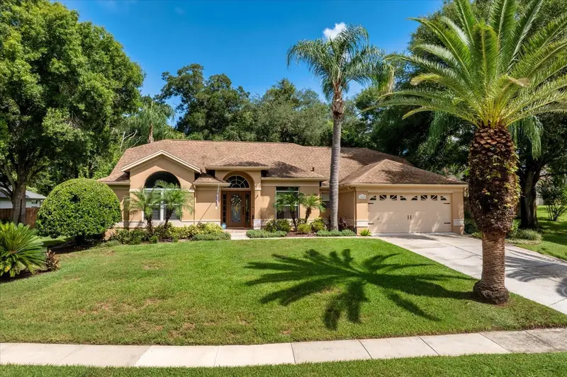 1660 Sweetwater West Cir, FL