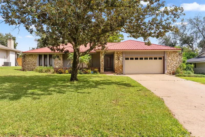 991 Rolling Oaks Cv, FL