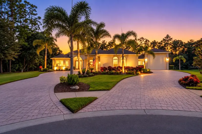 16103 30th Ct E, FL