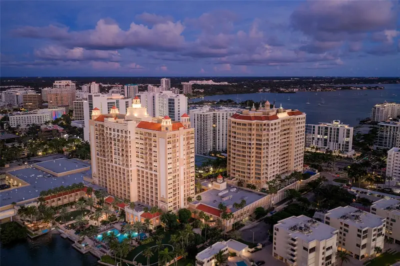 1111 Ritz Carlton Dr #1704, FL