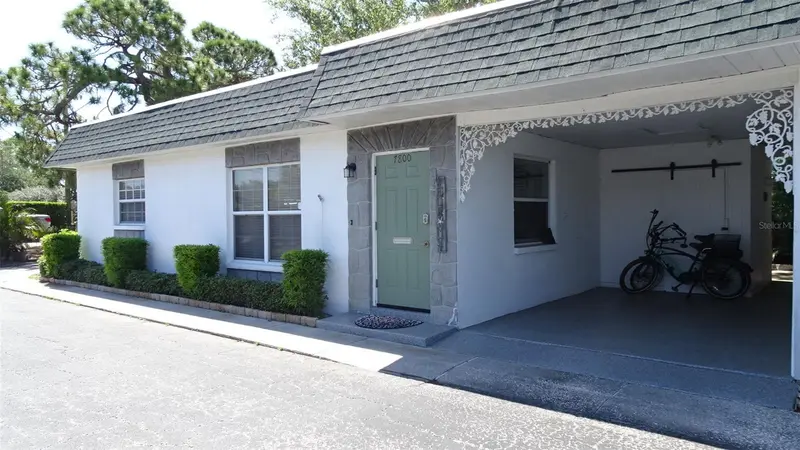 7800 38th Ter N, FL