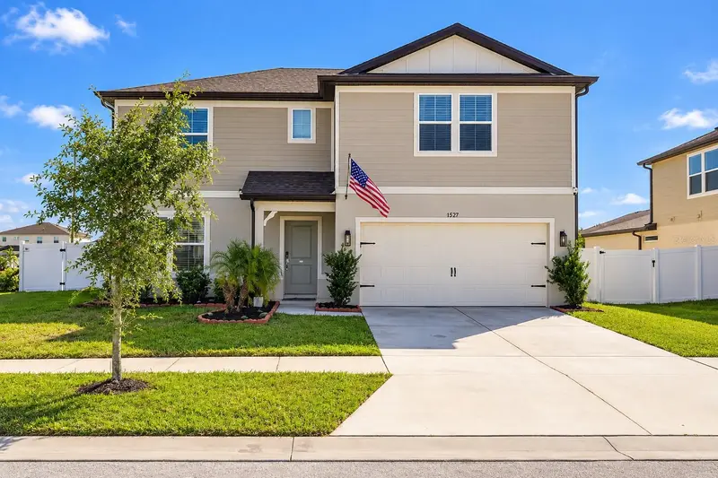 1217 Michelangelo Ln, FL