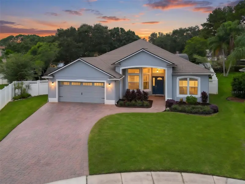 844 Golden Pond Ct, FL