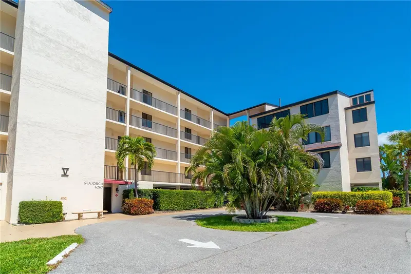 Excelsior Beach to Bay listing