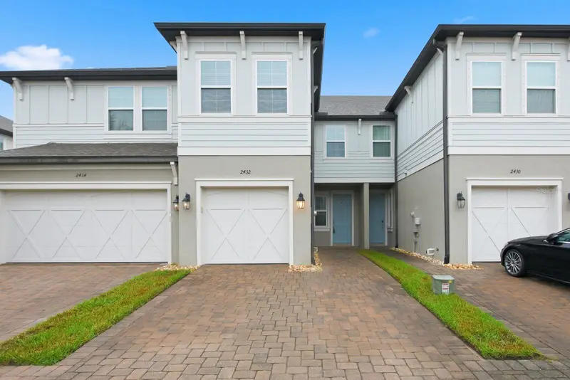 2432 Foggy Creek Cir, FL