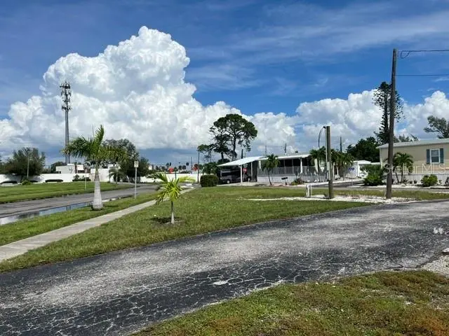 10315 W Cortez Rd W #8a, FL