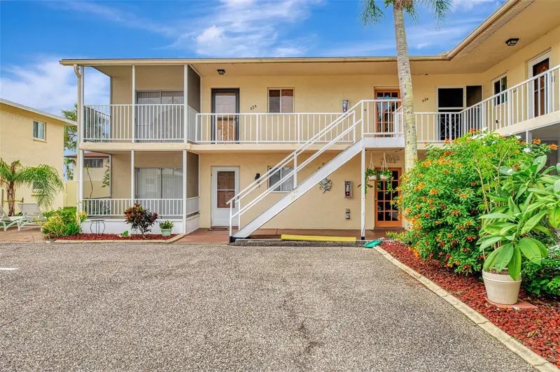 360 Base Ave E #424, FL