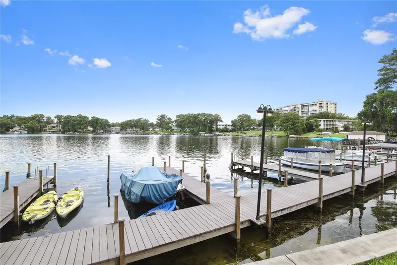 219 Quayside Cir #B9, FL