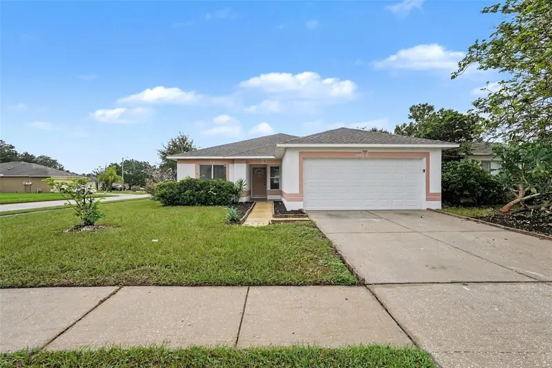 13245 Prestwick Dr, FL