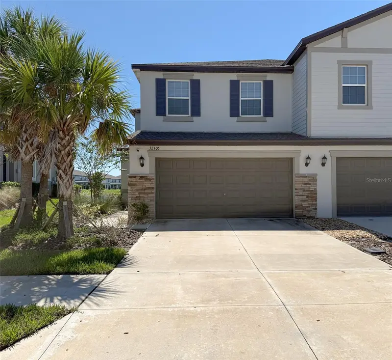 32106 Pop Ash Pl, FL