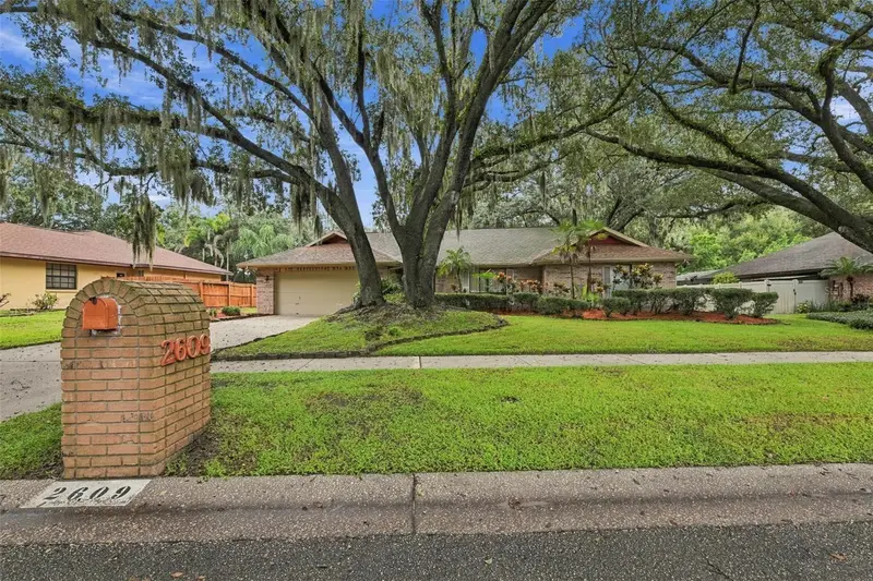 2609 Manor Oak Dr, FL