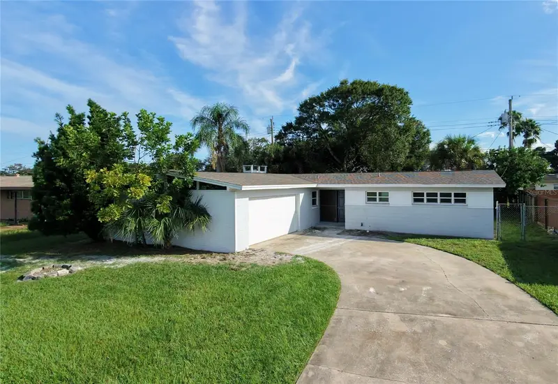 105 Carib Dr, FL