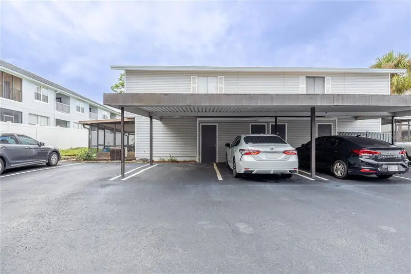 504 Heatherton Vlg, FL