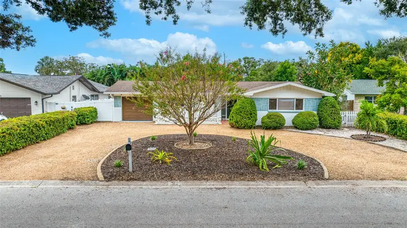 Belleair Manor listing