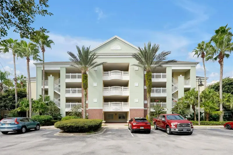 7660 Whisper Way #202, FL