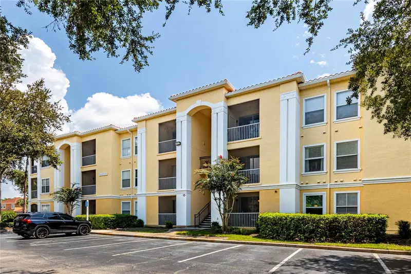 1275 Lake Shadow Cir #13107, FL