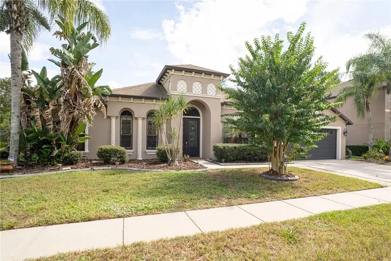 Suncoast Lakes listing
