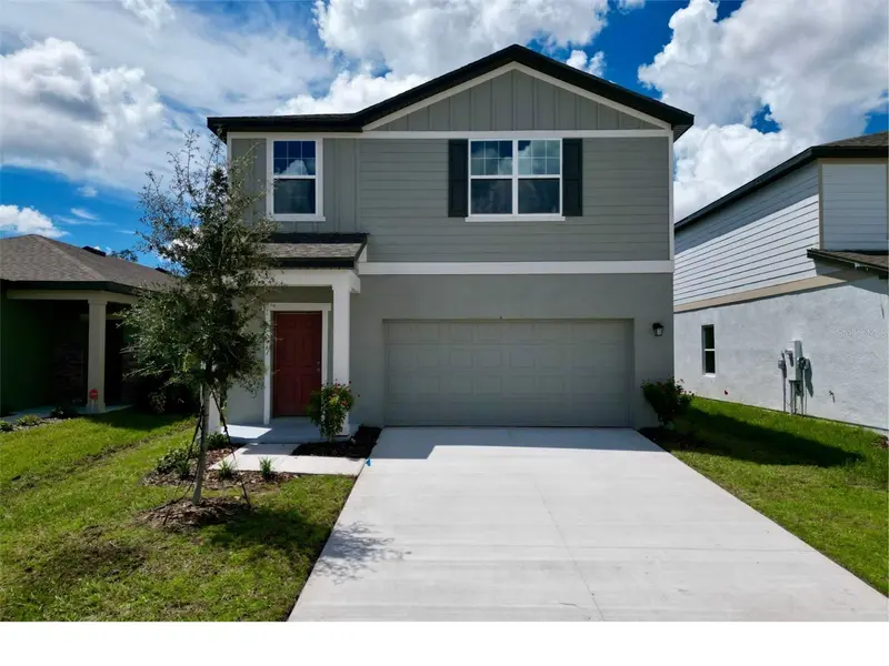 Oakfield Lakes listing
