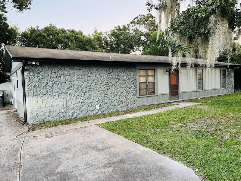7925 Napoleon St, FL