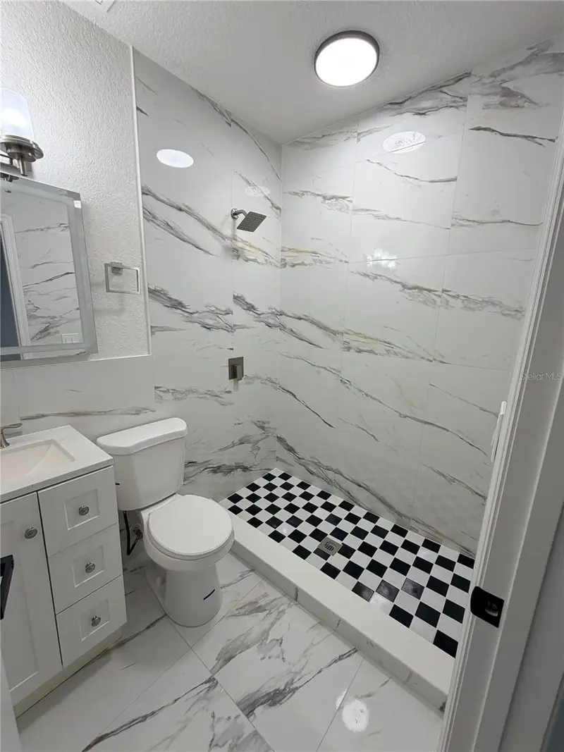 1602 S Tanner Rd, FL